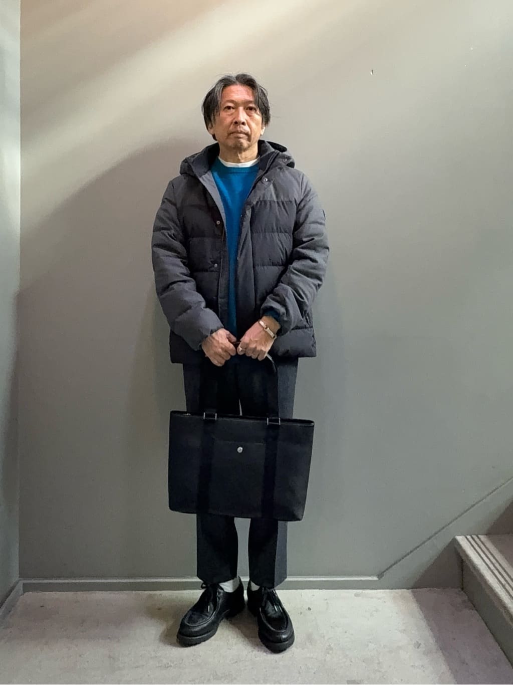 デザイナーTAKEman さんの「TAKEO KIKUCHI｜【Air Palette Knit】ワンポイント カラーニット プルオーバー」を使ったコーディネート