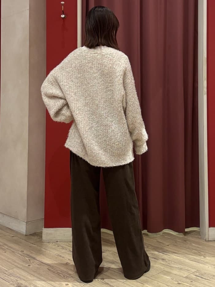 saeさんの「SHOO･LA･RUE｜【洗濯機可/S-LL】コーデュロイ ワイドストレートパンツ」を使ったコーディネート