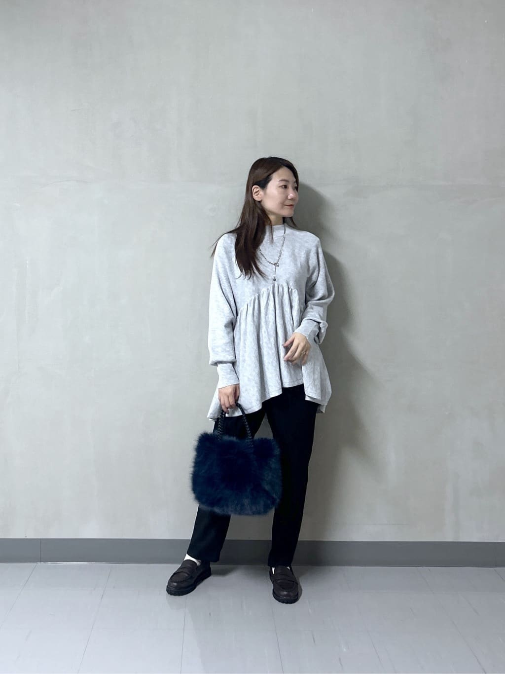 takaさんの「INDIVI｜【再入荷】ペプラムハイネックニット」を使ったコーディネート