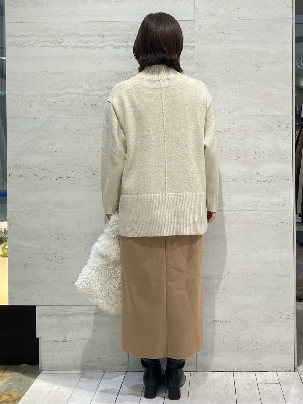 FUKAさんの「OPAQUE.CLIP｜ウールライクタイトスカート【洗濯機洗い可】《8col》」を使ったコーディネート