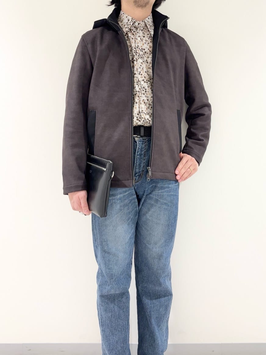 及川さんの「TAKEO KIKUCHI｜【JUST ONE LAYER】ダウンファブリック ジップアップ フード ブルゾン」を使ったコーディネート