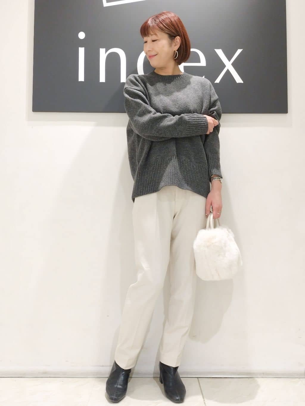 n.さんの「index｜ウォームストレッチテーパードパンツ【洗濯機OK／防シワ／吸湿発熱】《XS～3L》」を使ったコーディネート