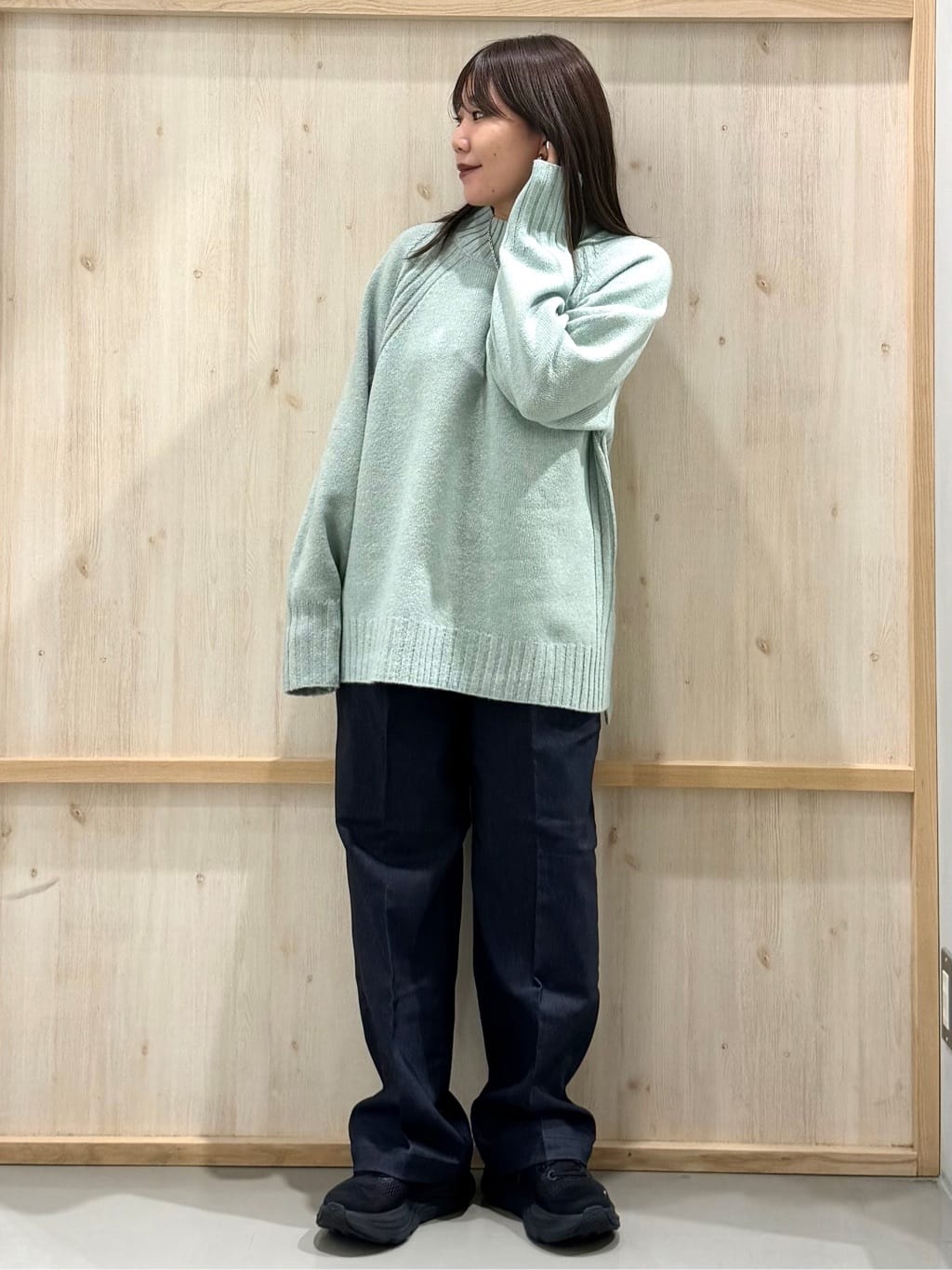 nanaさんの「THE SHOP TK｜ふんわり柔らかきれい色 ウール混ハイネックニット」を使ったコーディネート
