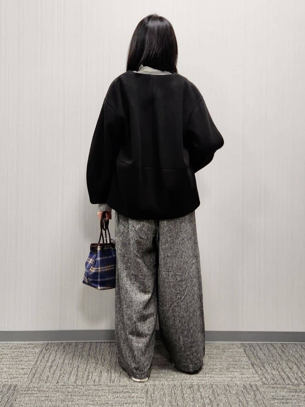 naraさんの「Dessin｜【洗える】クルーネックワイドニット」を使ったコーディネート