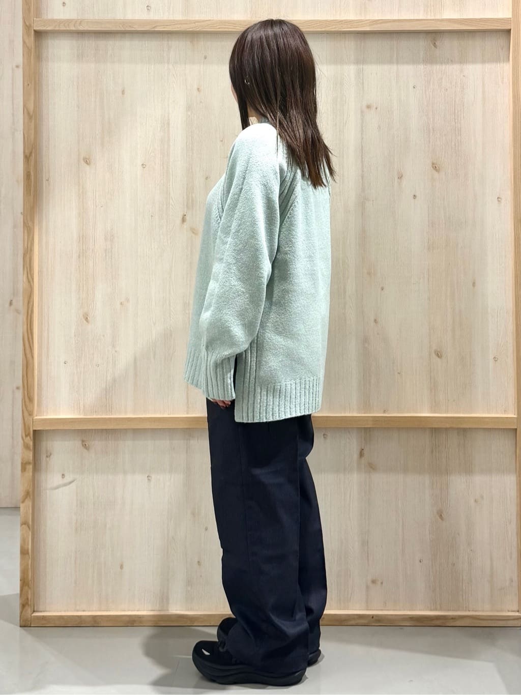 nanaさんの「THE SHOP TK｜ふんわり柔らかきれい色 ウール混ハイネックニット」を使ったコーディネート