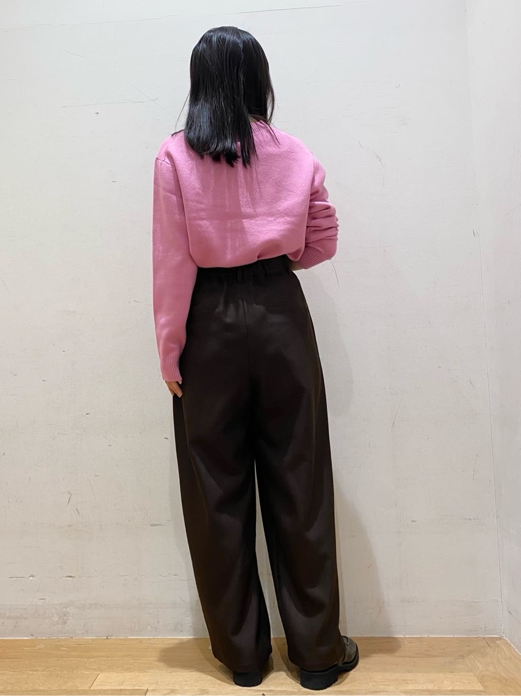 みなみさんの「OPAQUE.CLIP｜チェーン刺繍ロゴニット【洗濯機OK】」を使ったコーディネート