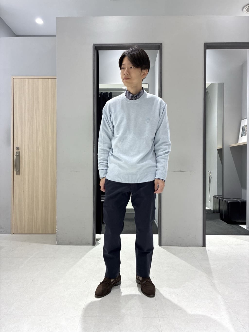 わいずみさんの「TAKEO KIKUCHI｜カシミヤブレンド ビーバー調ステンカラーコート」を使ったコーディネート