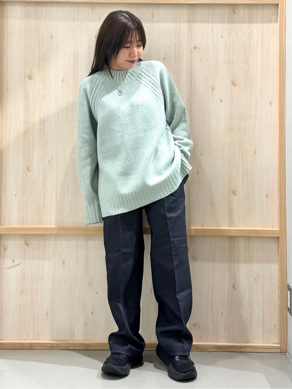 nanaさんの「THE SHOP TK｜ふんわり柔らかきれい色 ウール混ハイネックニット」を使ったコーディネート