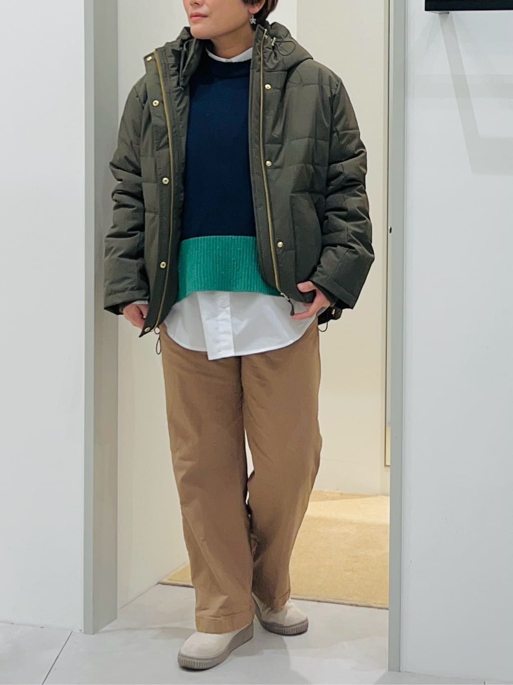 タナさんの「THE SHOP TK｜【すっきり見えシルエット】上品ふわもこ中綿ブルゾン」を使ったコーディネート