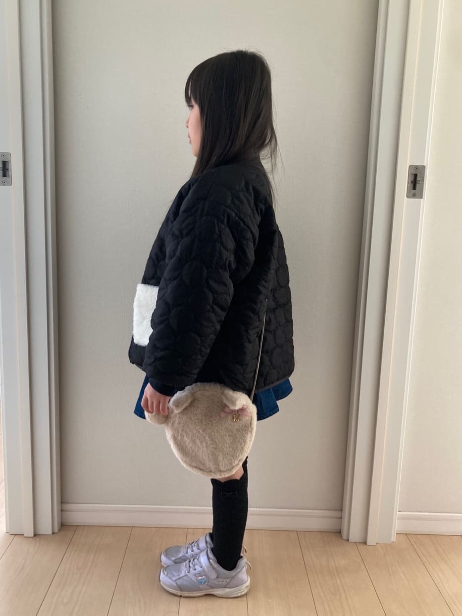 𝐂𝐡𝐢𝐢 &hearts;(ちー)さんの「SHOO･LA･RUE｜【100-150cm/撥水】キルト&times;ファーリバーシブルブルゾン」を使ったコーディネート