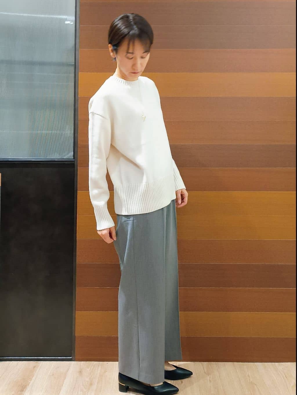 miuraさんの「OPAQUE.CLIP｜【抗菌防臭】ビジュー付きヒールパンプス」を使ったコーディネート