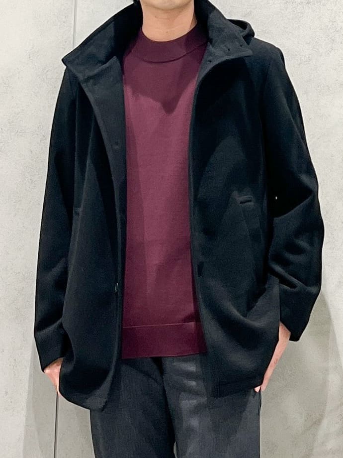 SHI-MAさんの「THE SHOP TK｜【冬のビジネスシーンに最適】モックネックニット」を使ったコーディネート