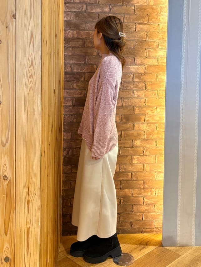 mieさんの「SHOO･LA･RUE｜【洗濯機可】美脚見え あったか圧縮ニット ガウチョパンツ」を使ったコーディネート