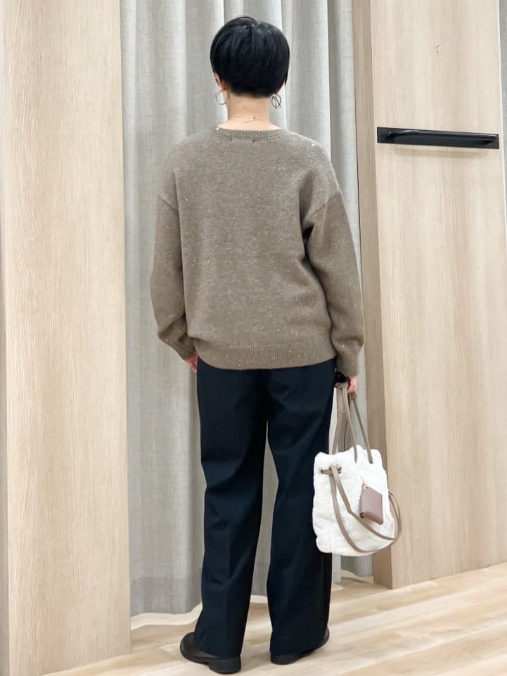 Keiさんの「grove｜華やぎ冬ニット　ミニスパンコールフェザーニット」を使ったコーディネート