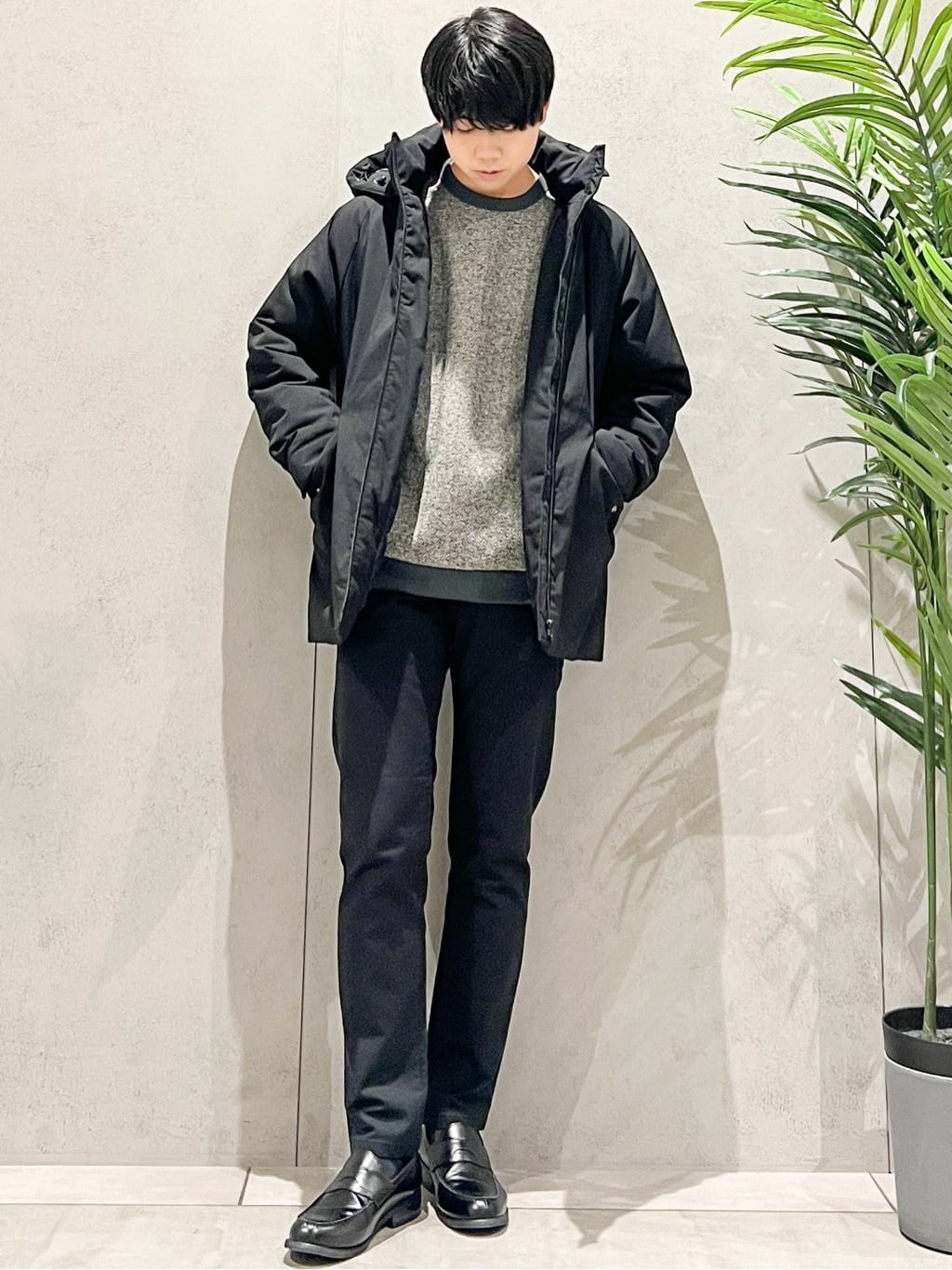 SHI-MAさんの「THE SHOP TK｜【軽くて、暖かい】SORONA／ソロナ 中綿ブルゾン 防風/軽量/洗濯機OK/フード脱着可」を使ったコーディネート
