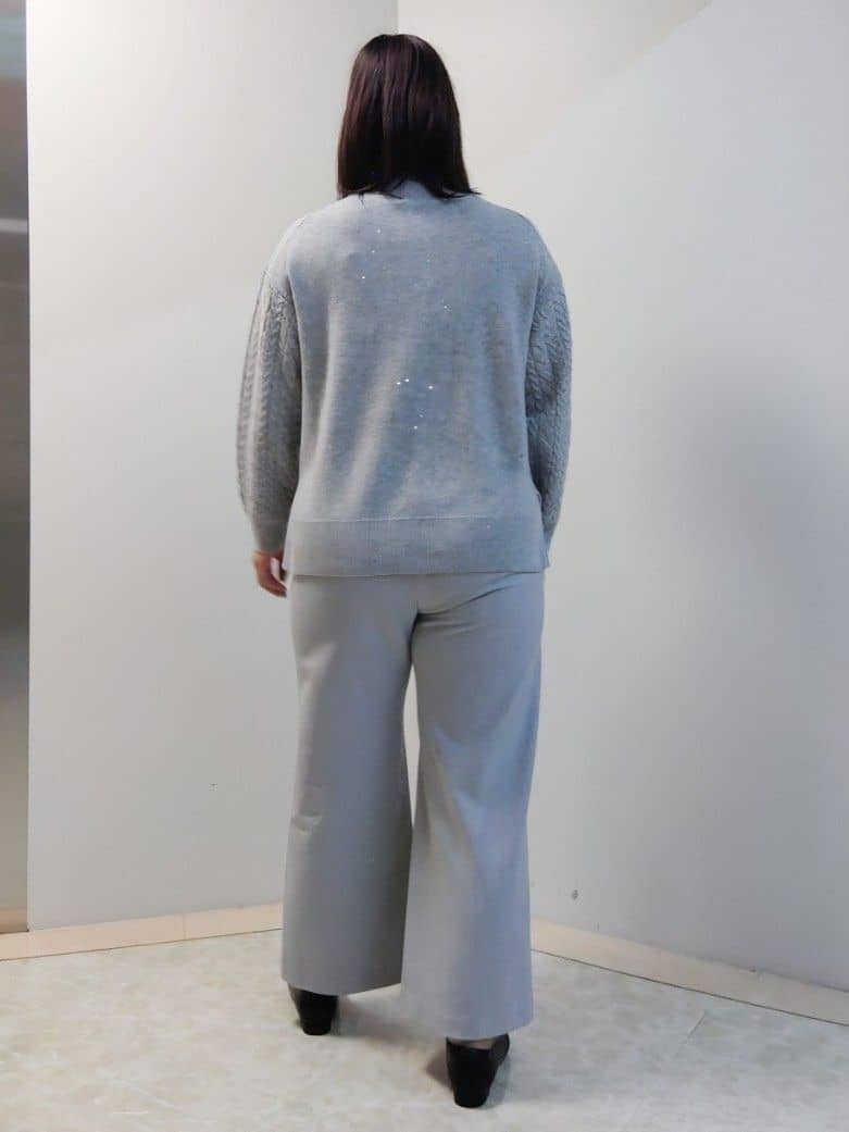エリさんの「Reflect｜【ウエスト総ゴム】ワイドストレートパンツ」を使ったコーディネート