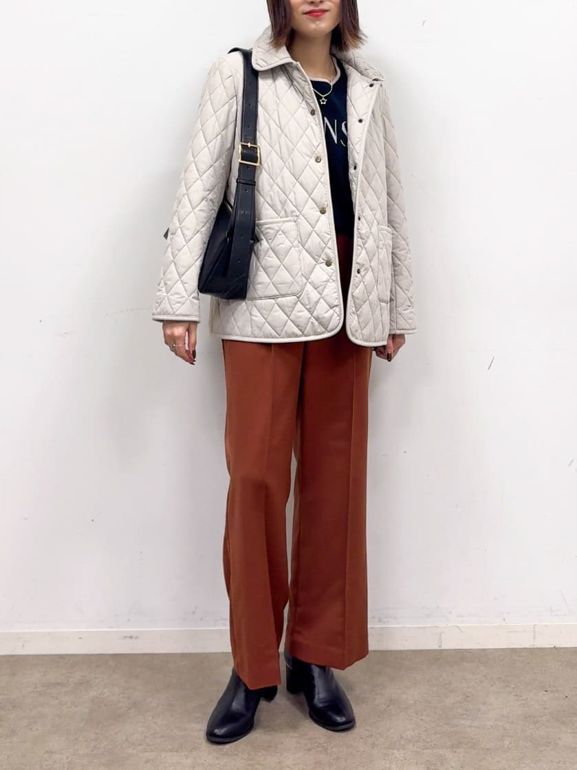 𝐜𝐡𝐢𝐤𝐚さんの「SHOO･LA･RUE｜【洗濯機可/S-LL/高レビュー】上品シルエットで美しい イージーワイドパンツ」を使ったコーディネート