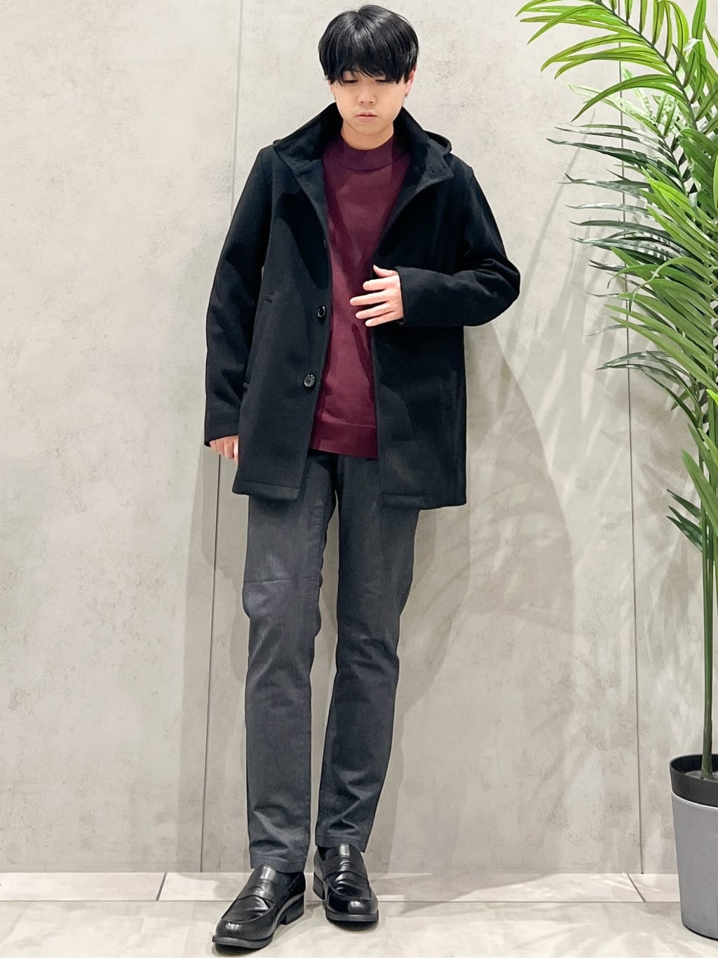 SHI-MAさんの「THE SHOP TK｜【冬のビジネスシーンに最適】モックネックニット」を使ったコーディネート