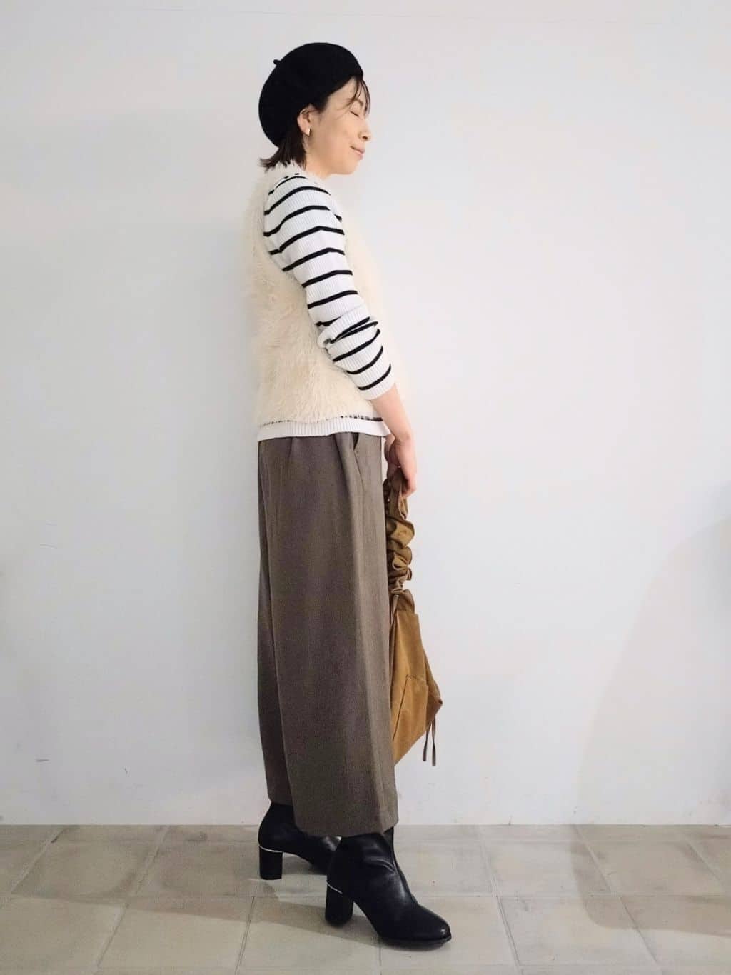 miomioさんの「SHOO･LA･RUE｜【着丈選べる/S-LL】スタイルアップが叶う ベルト付きワイドパンツ」を使ったコーディネート
