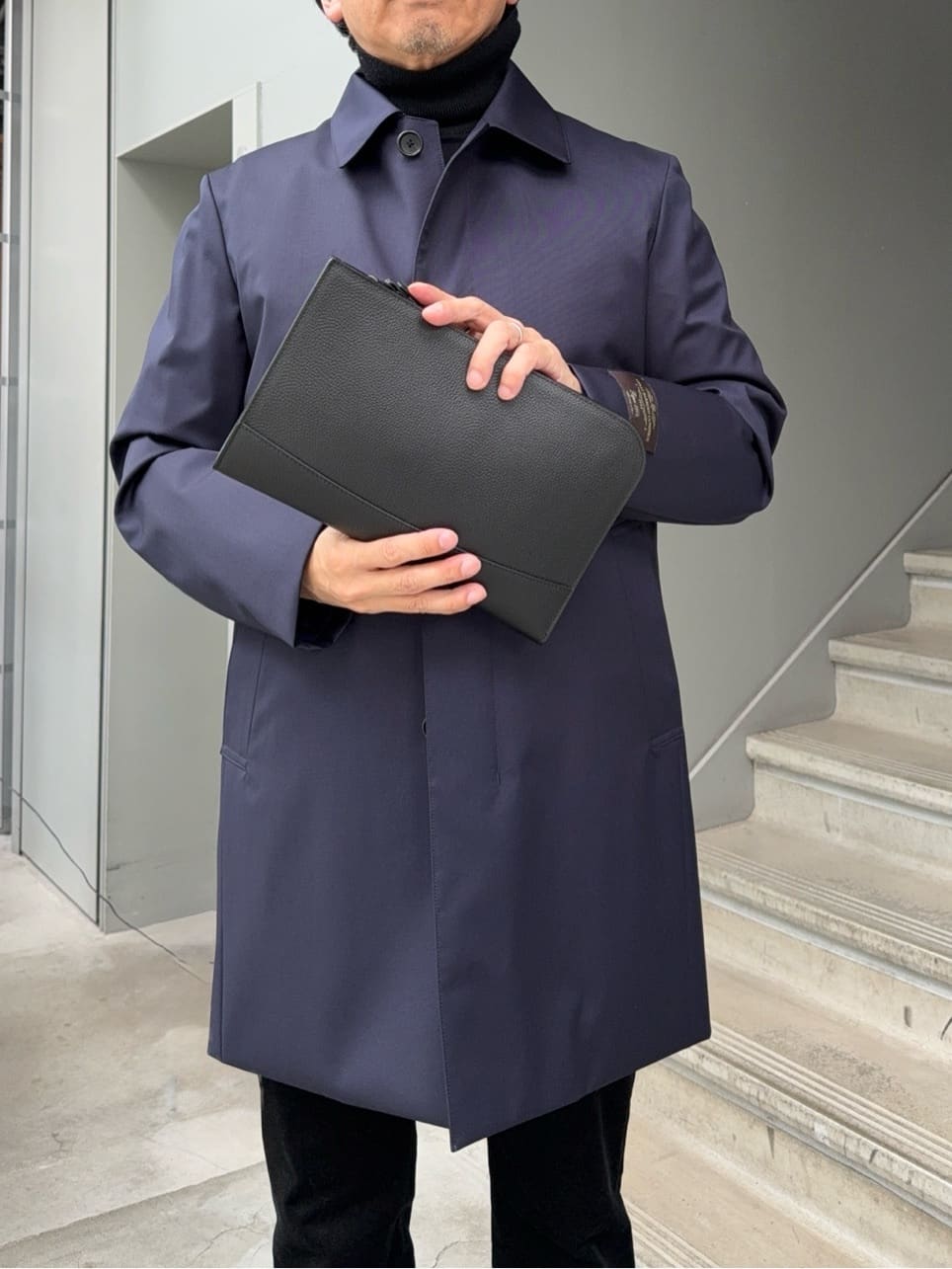 デザイナーTAKEman さんの「TAKEO KIKUCHI｜サイドゴアストレッチコーデュロイパンツ」を使ったコーディネート