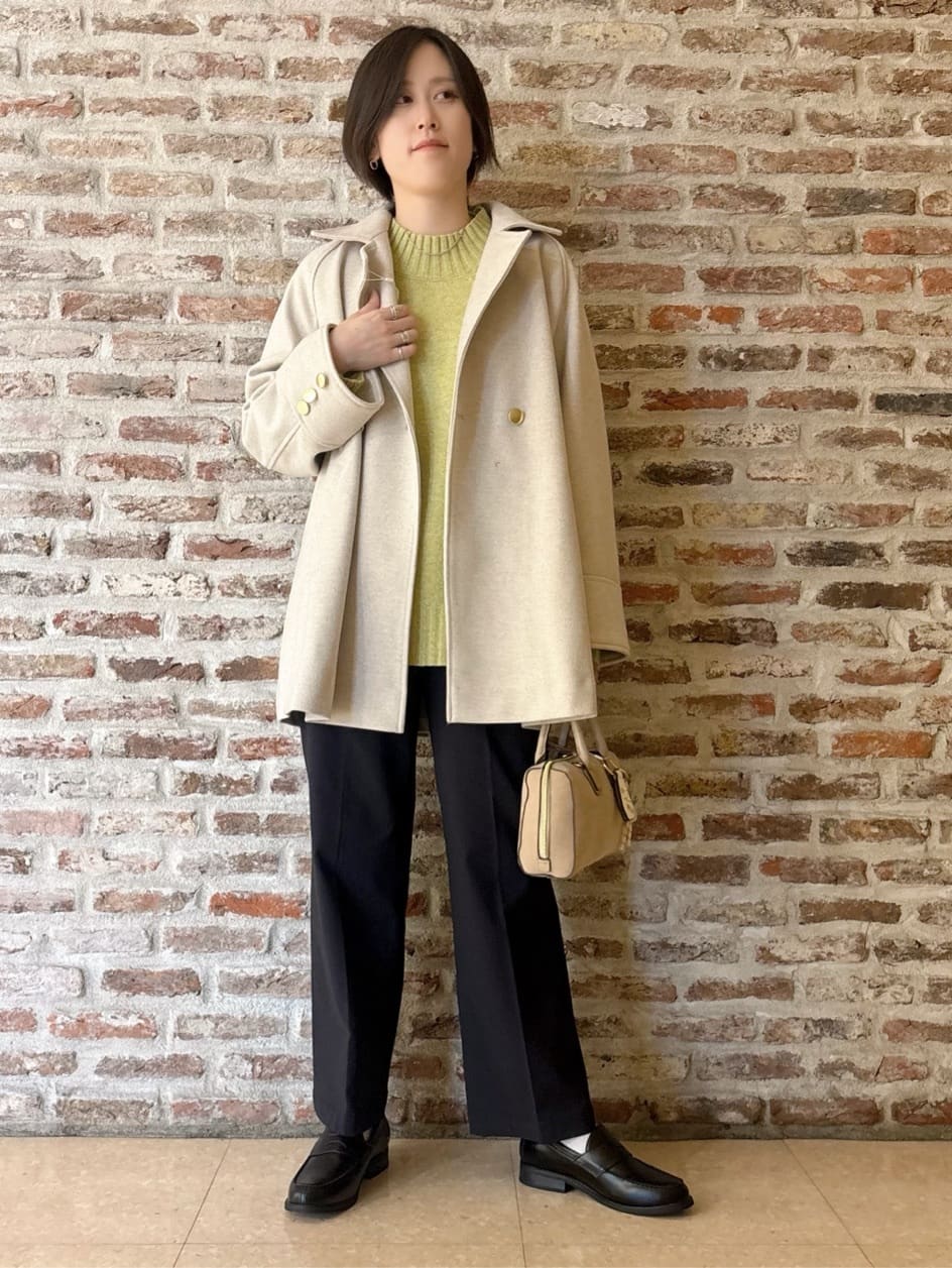 しばさんの「THE SHOP TK｜クラシカルな装い ウールライクスタンドカラーコート」を使ったコーディネート