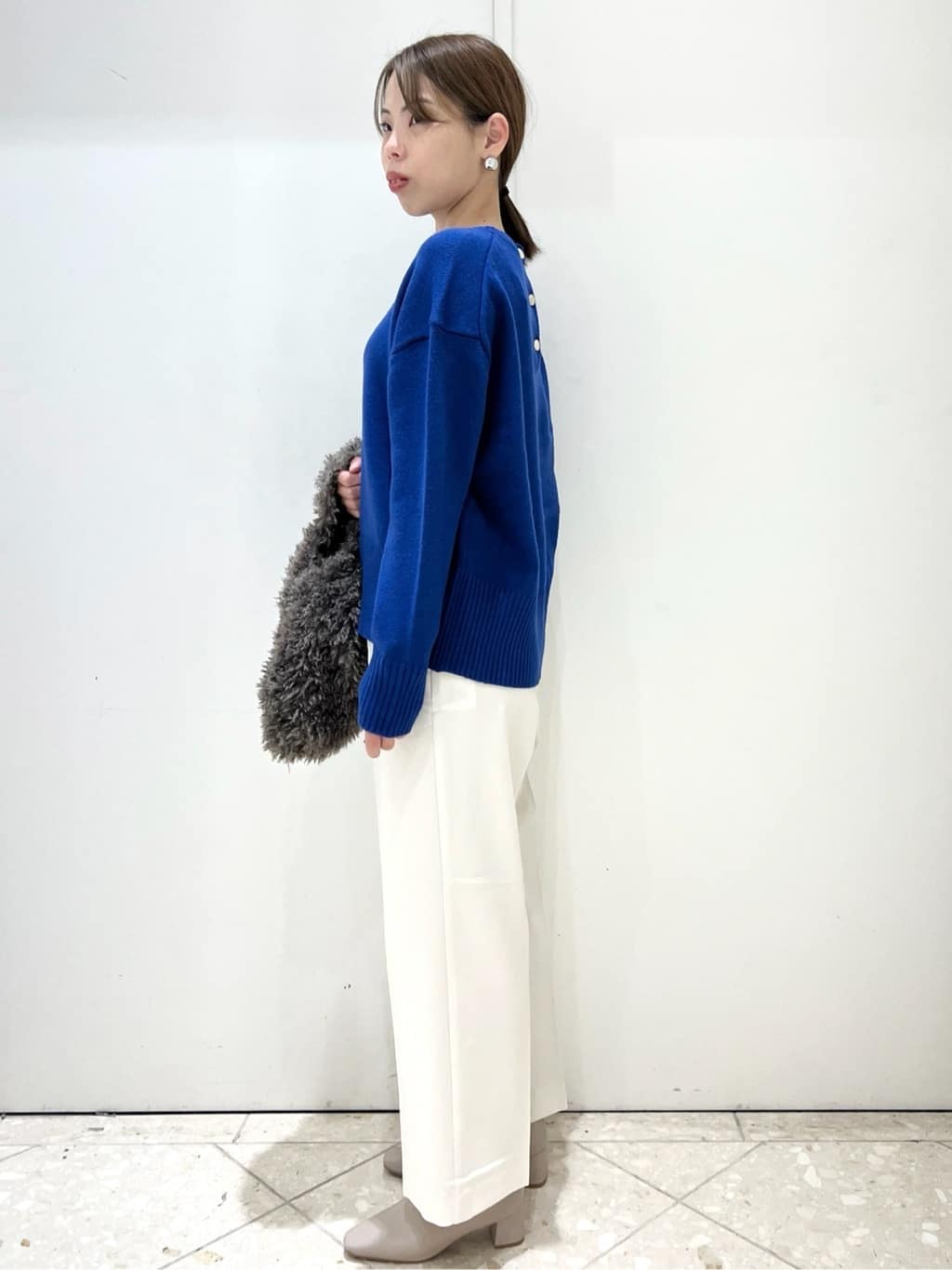 yuiさんの「OPAQUE.CLIP｜ウォームタッチ イージーワイドパンツ【洗濯機洗OK／ストレッチ】≪SS～LL≫」を使ったコーディネート
