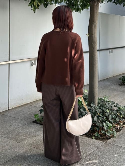 RINAさんの「OPAQUE.CLIP｜【es】ピンストライプ 変形ワイドパンツ【洗濯機OK】」を使ったコーディネート