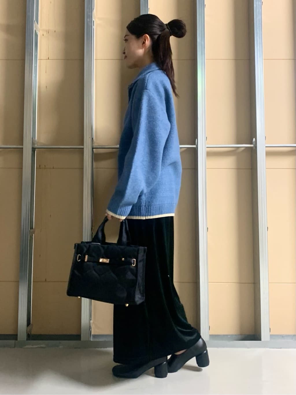 sahoさんの「THE SHOP TK｜【洗える】ほど良くラフで女性らしい ハーフZIPニット」を使ったコーディネート
