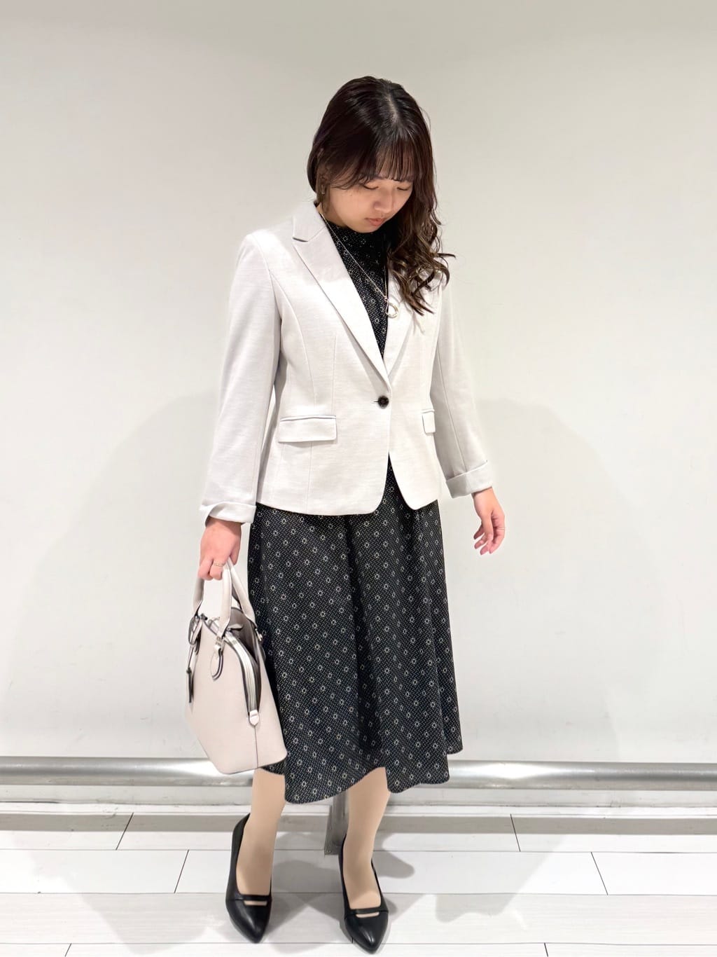 Azusaさんの「Reflect｜【きちんと見え／通勤／セレモニーにおすすめ◎】ドット&times;ダイヤ柄ワンピース」を使ったコーディネート