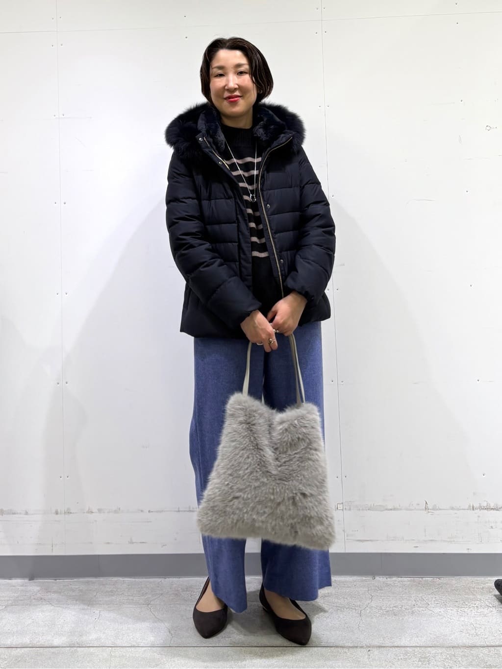 yuriさんの「INDIVI｜【冬ニット人気NO．1！／カシミヤ混】ミドルゲージハイネックニット」を使ったコーディネート