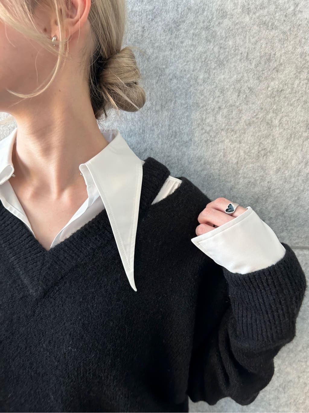 honoka Aさんの「CODE A｜M cloudy over V pullover」を使ったコーディネート