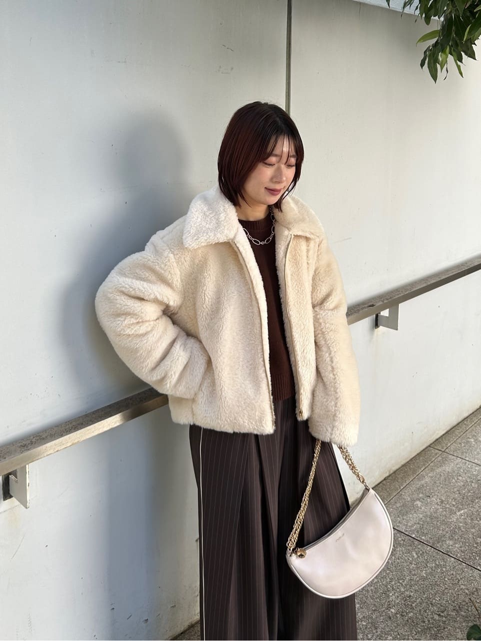 RINAさんの「OPAQUE.CLIP｜【es】ピンストライプ 変形ワイドパンツ【洗濯機OK】」を使ったコーディネート