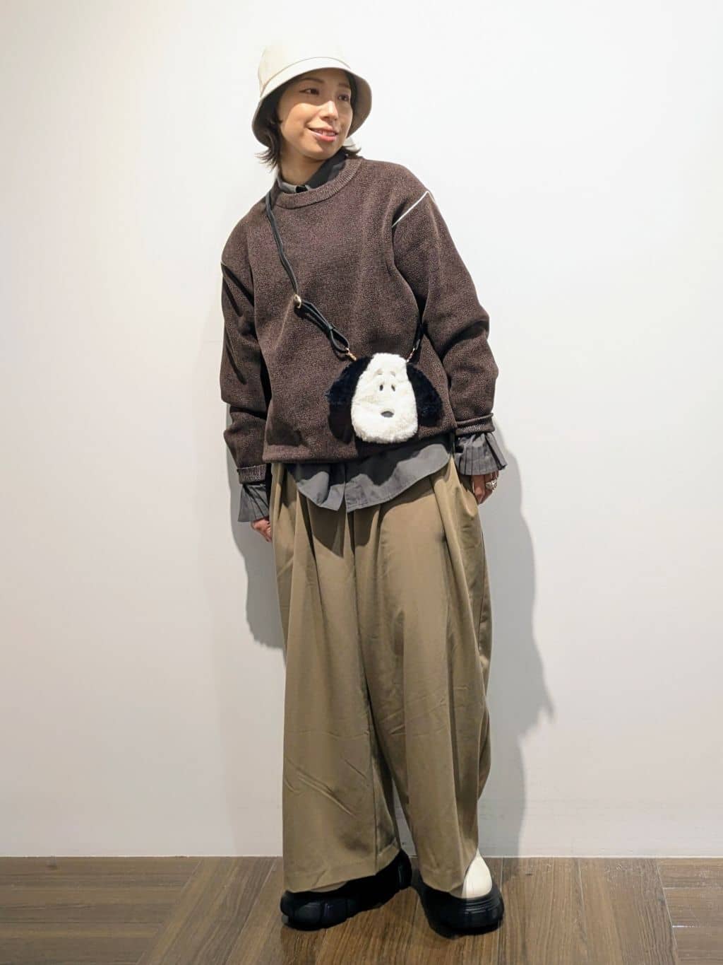 4410さんの「THE SHOP TK｜【大人の上品カジュアルを叶える】ハグするニット 洗濯機OK／6色展開」を使ったコーディネート