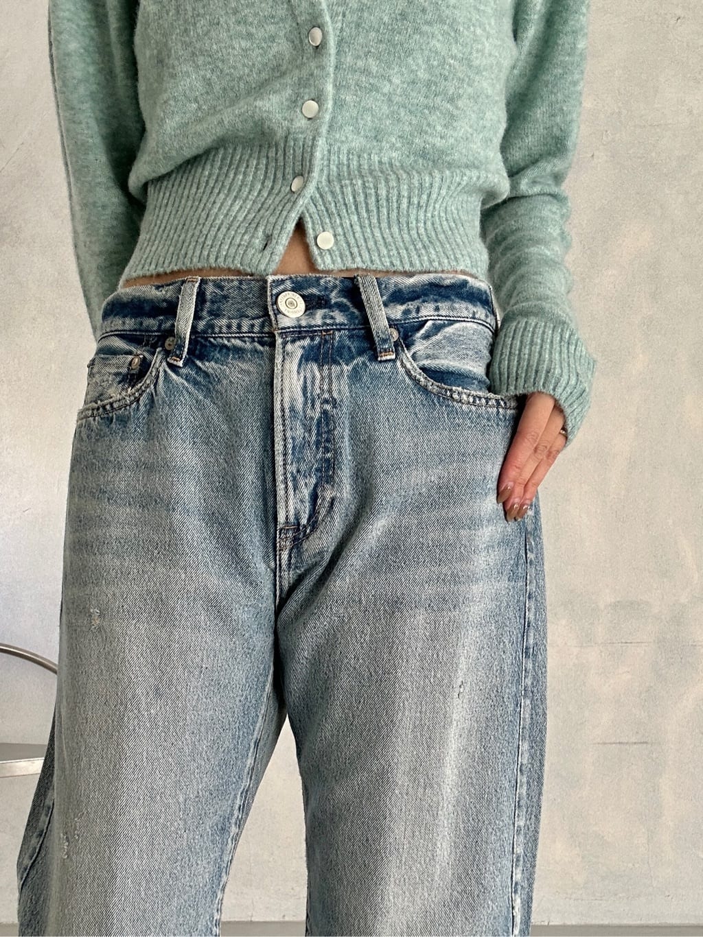 harunaさんの「CODE A｜M cloudy puff cardigan」を使ったコーディネート