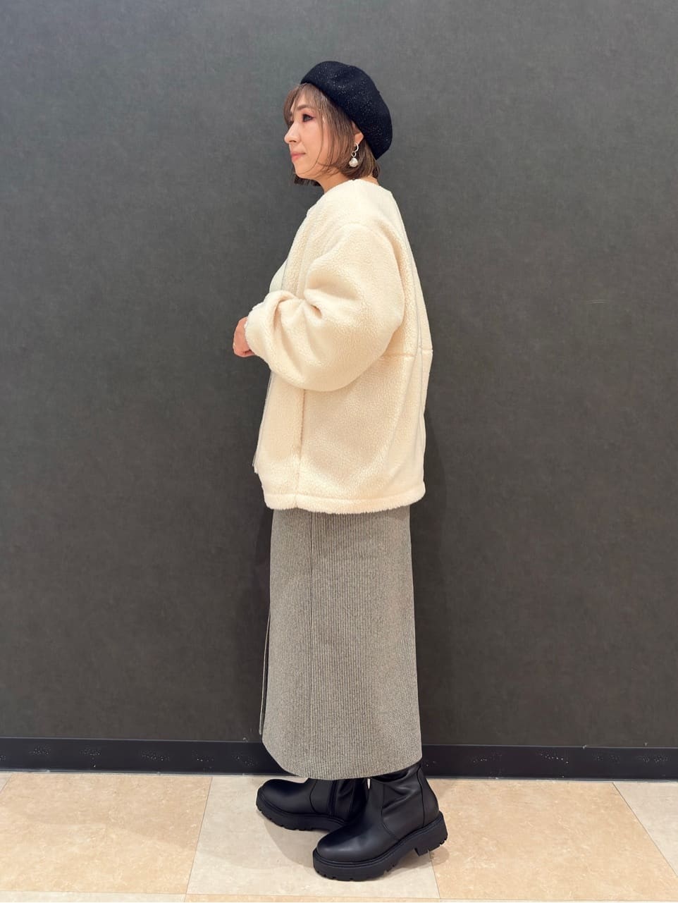 Megさんの「SHOO･LA･RUE｜【洗濯機可】即サマになる ノーカラー ボアブルゾン」を使ったコーディネート