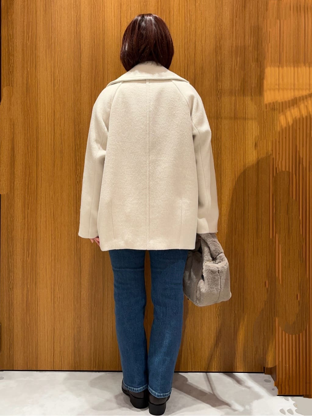 saeさんの「index｜カシミヤブレンドウールミドルピーコート」を使ったコーディネート