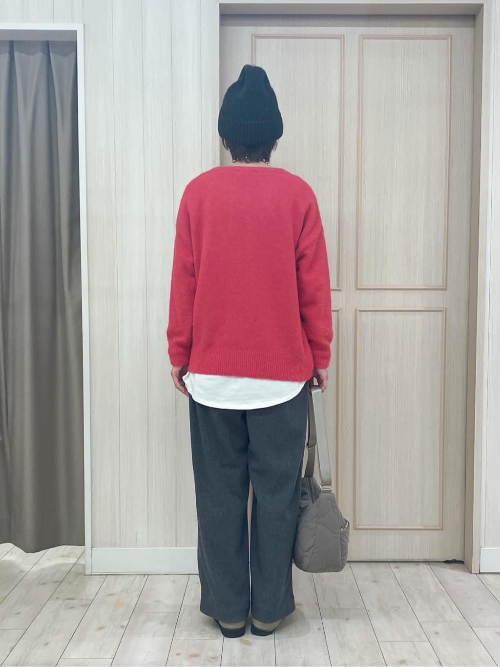 Turnerさんの「SHOO･LA･RUE｜【洗濯機可/S-LL/あったか】ラフ過ぎない 大人のイージーワイドパンツ」を使ったコーディネート