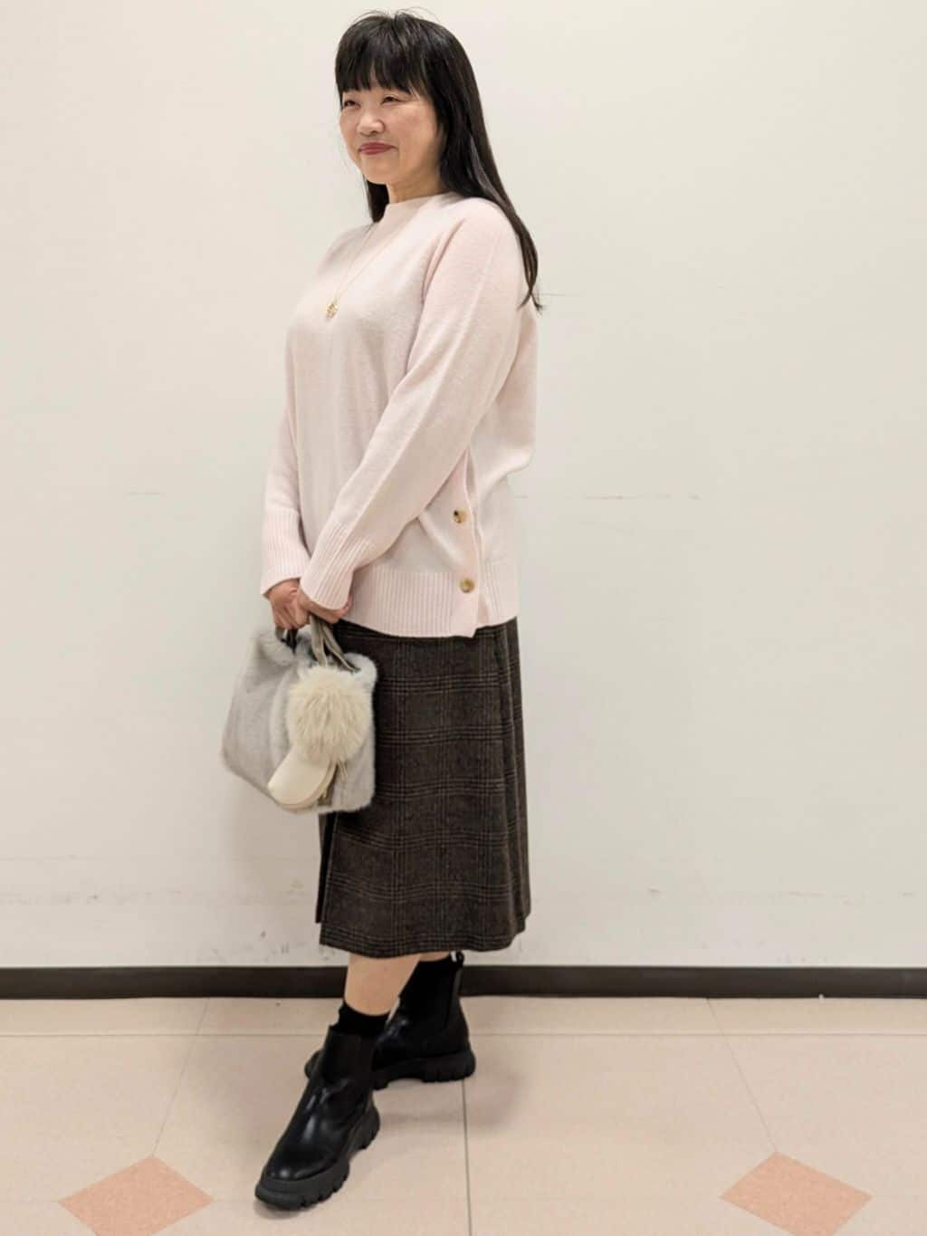 ともさんの「UNTITLED｜【重ね着もおすすめ/洗える】ウールカシミヤ クルーネックニット」を使ったコーディネート
