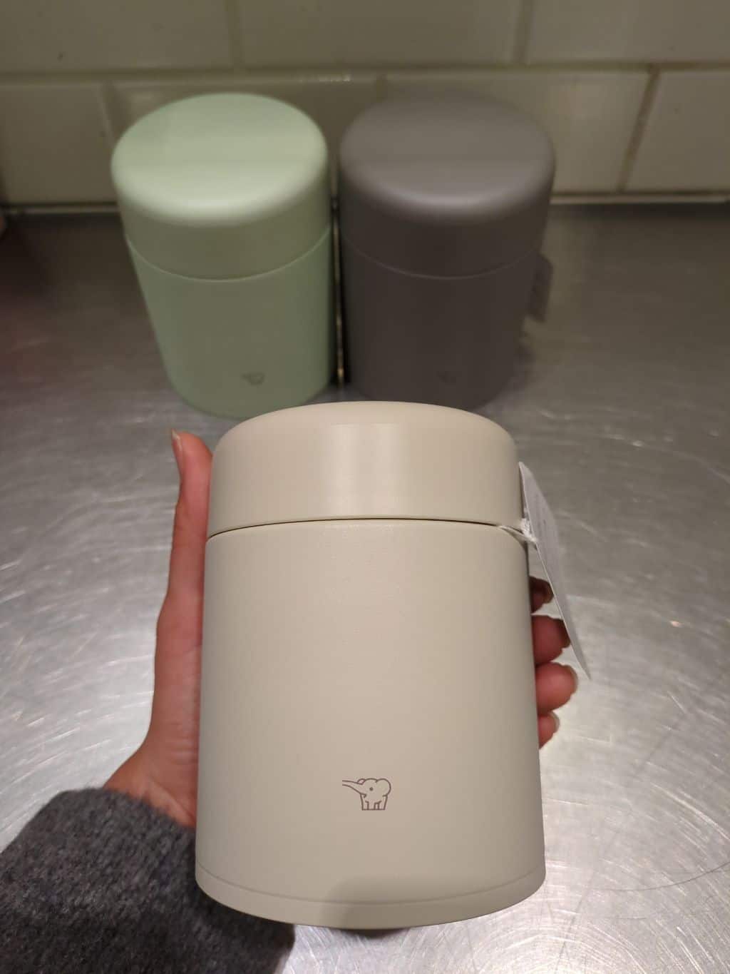 らっきーさんの「212 KITCHEN STORE｜シームレスせん ステンレススープジャー 400ml GY ＜ZOJIRUSHI  象印＞」を使ったコーディネート