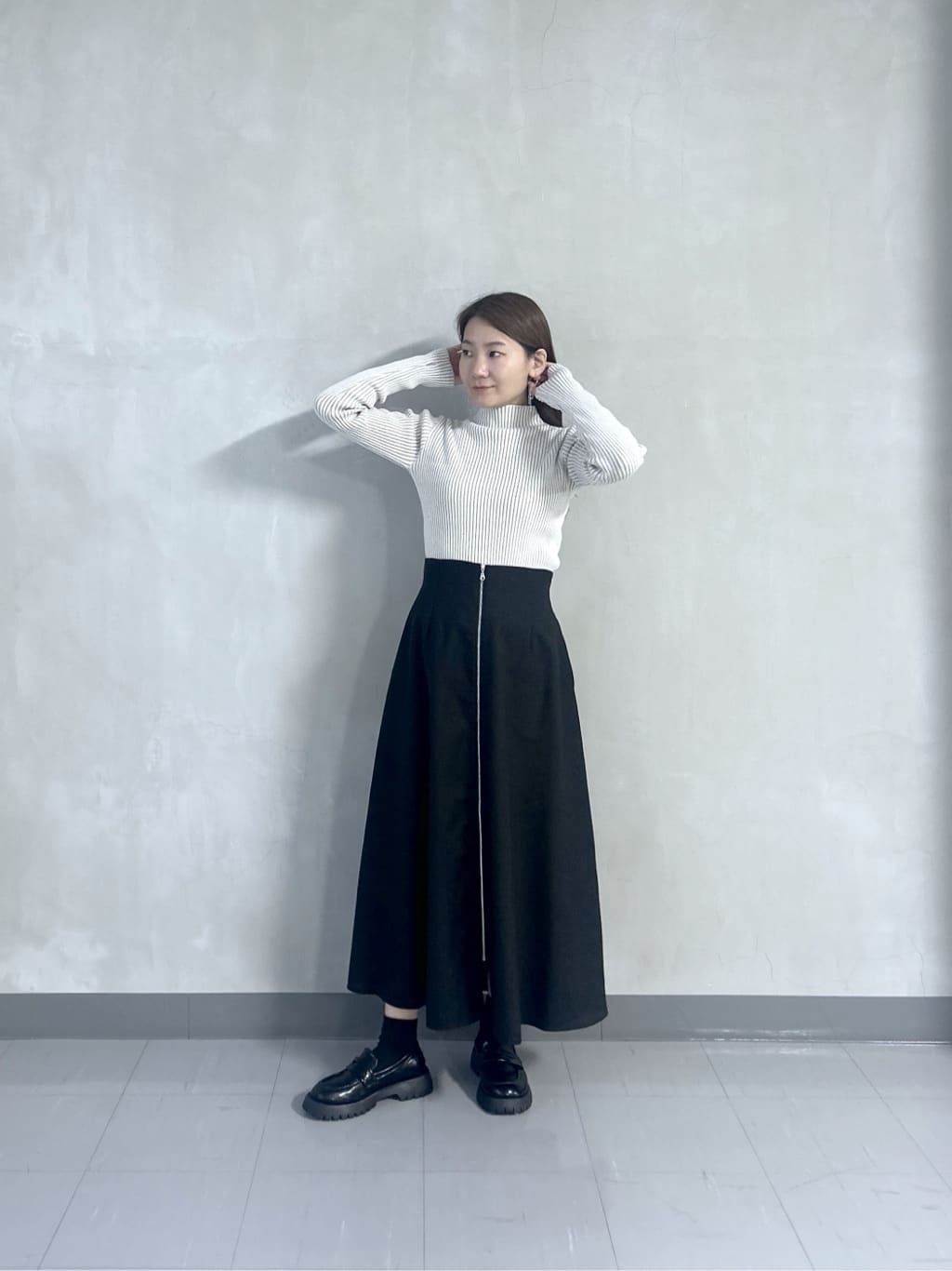 takaさんの「INDIVI｜センタージップフレアスカート」を使ったコーディネート