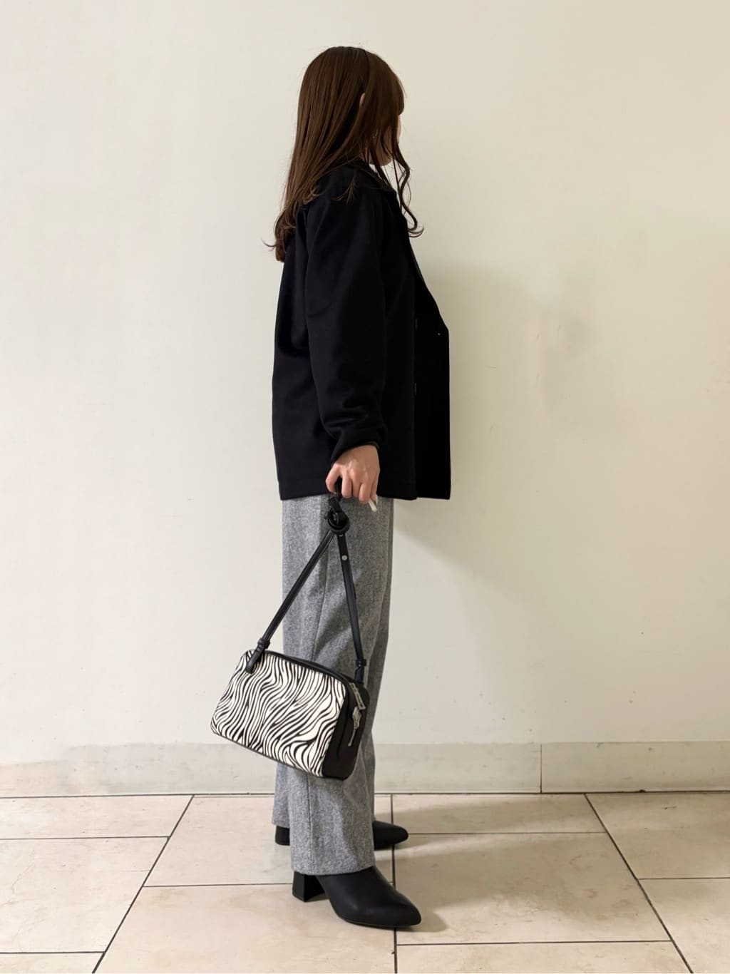 kahoさんの「INDIVI｜【洗える／毛玉になりにくい】エクストラファインウール ハイネックニット」を使ったコーディネート
