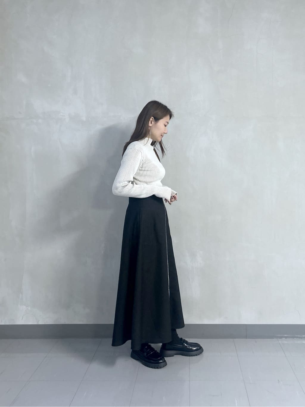 takaさんの「INDIVI｜センタージップフレアスカート」を使ったコーディネート