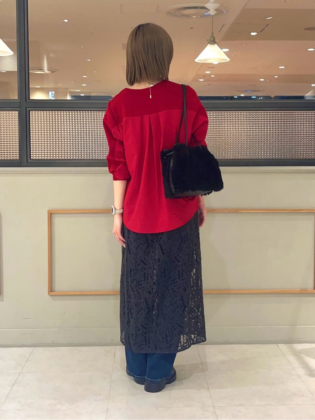 kumiさんの「INDIVI｜【洗える／選べる8色】トーンアップニット」を使ったコーディネート
