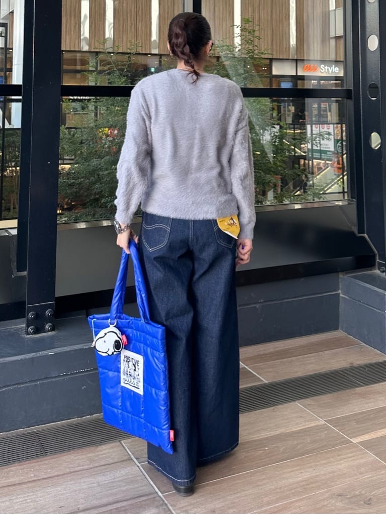 cottonさんの「THE SHOP TK｜【華やかで柔らか】ふわふわフェザーニット/洗える・前後2WAY」を使ったコーディネート