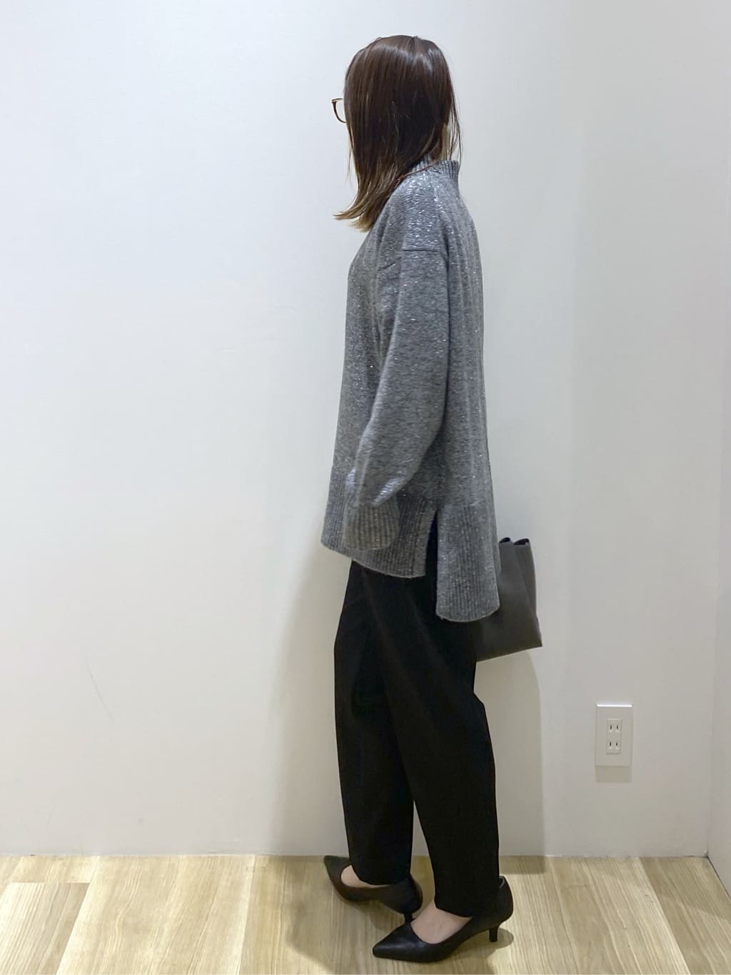 えりさんの「OPAQUE.CLIP｜ウォームタッチ イージーテーパードパンツ【洗濯機洗OK／ストレッチ】」を使ったコーディネート