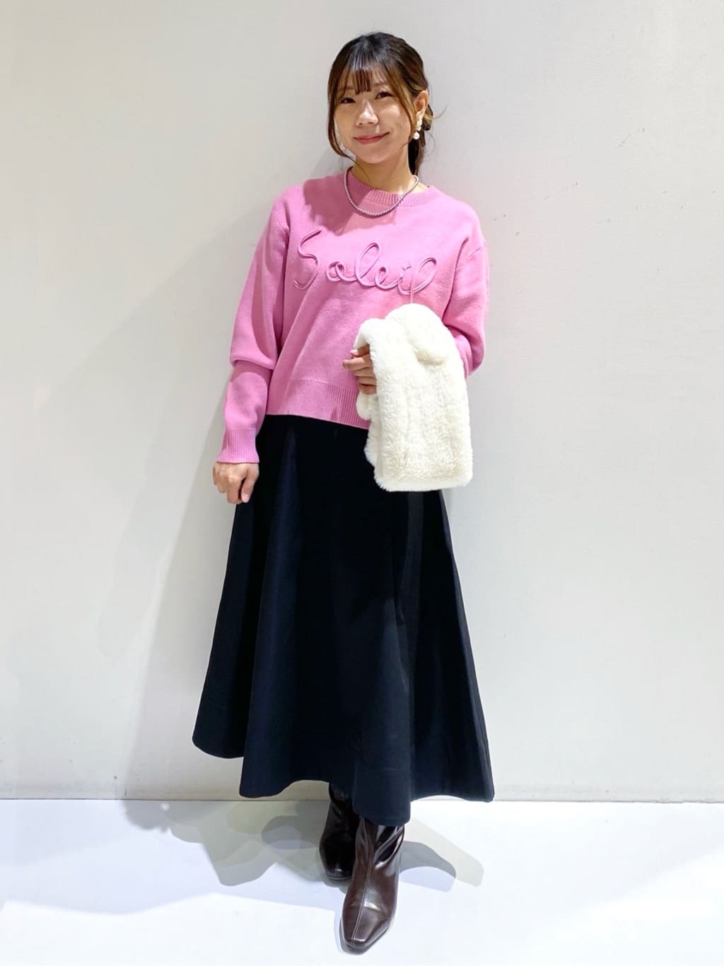 ちぃさんの「OPAQUE.CLIP｜チェーン刺繍ロゴニット【洗濯機OK】」を使ったコーディネート