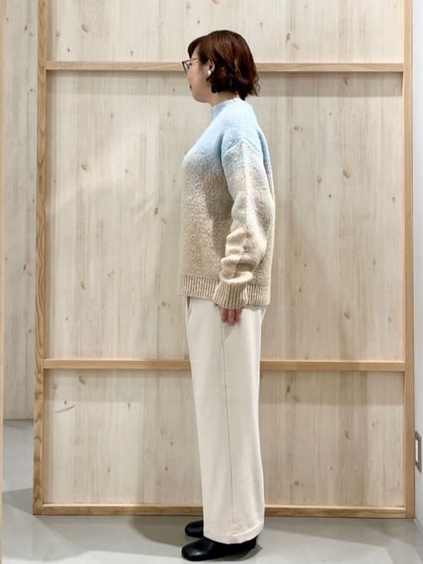 nakoさんの「THE SHOP TK｜バルキーブレンドヤーンニットプルオーバー」を使ったコーディネート