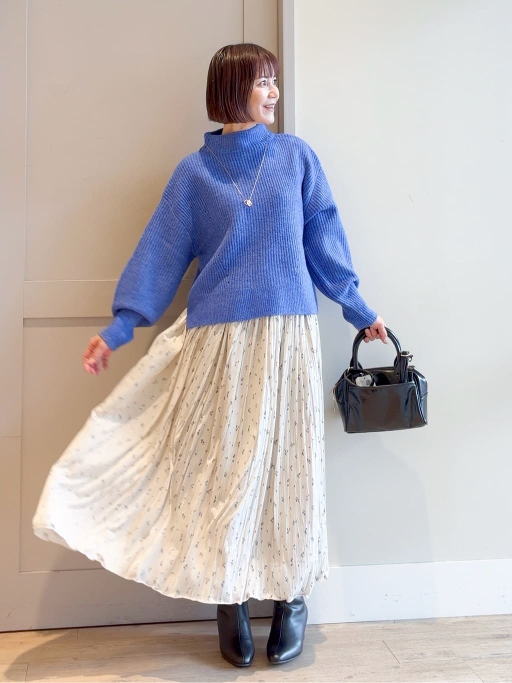 yamakoさんの「grove｜【洗える】ふんわりウール混ボトルネックニット」を使ったコーディネート