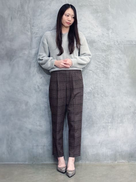 misaさんの「THE SHOP TK｜【洗える】上品にきらめく フェザーラメニット」を使ったコーディネート