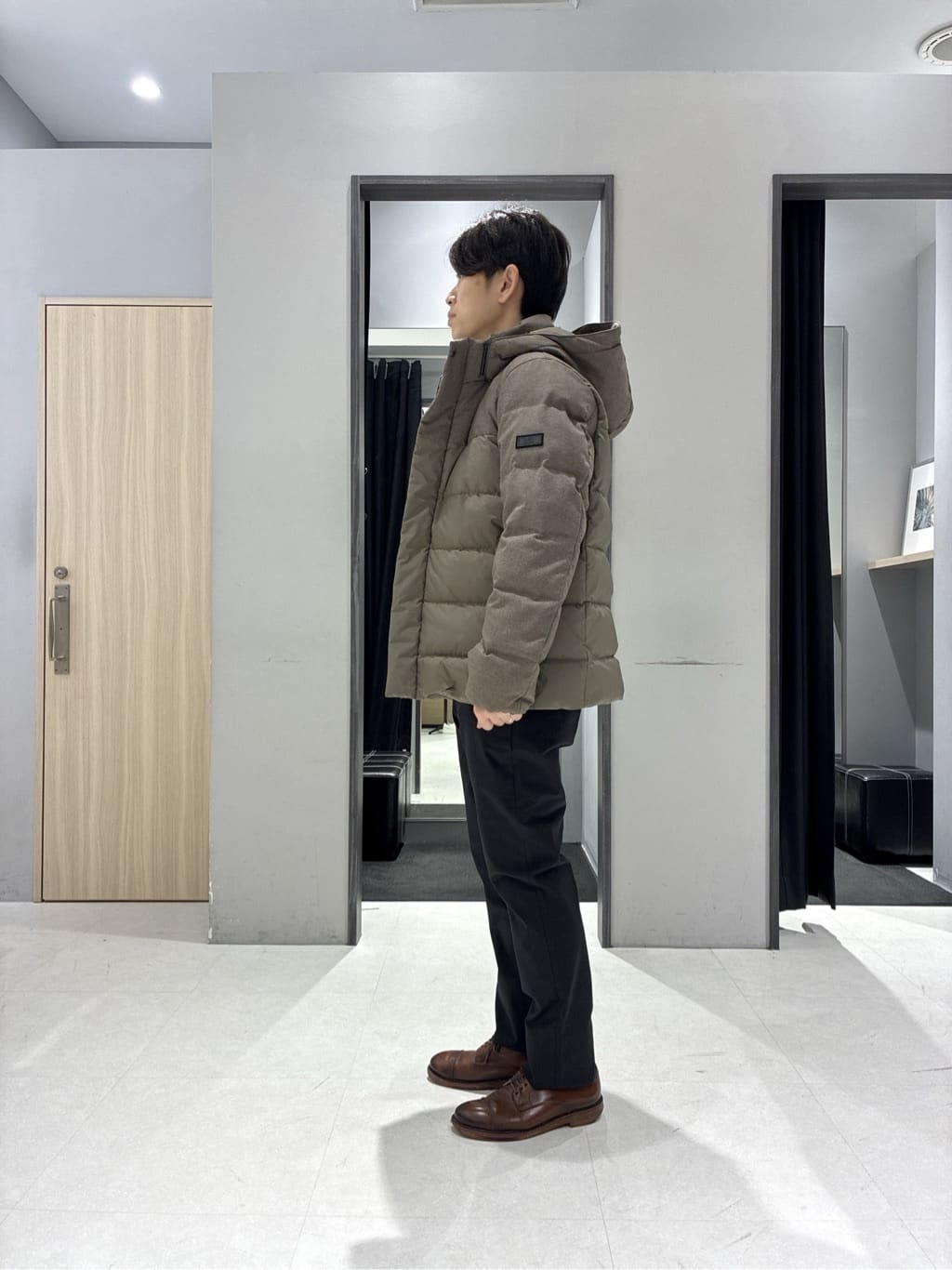 わいずみさんの「TAKEO KIKUCHI｜カラーコンビ ダウンブルゾン」を使ったコーディネート
